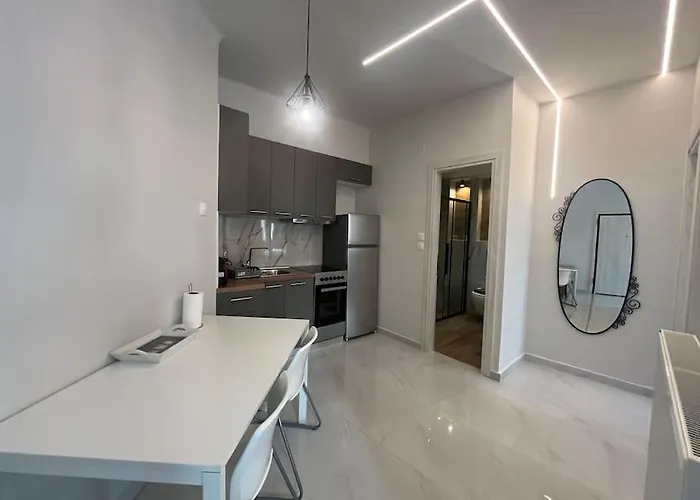 Lejlighed Ladadika Fine Living