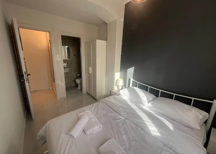 Ladadika Fine Living Lejlighed *