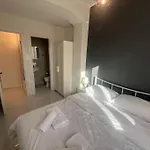 Ladadika Fine Living Appartement *