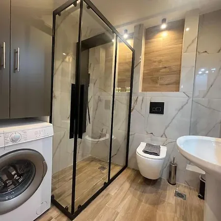 Apartman Ladadika Fine Living *